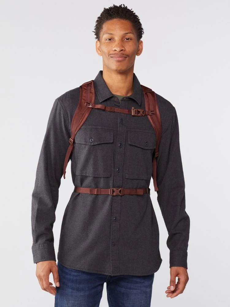 REI Co-op Ruckpack 18 Recycled Daypack 2 REI Co-op Ruckpack 18 Recycled Daypack - Image 2