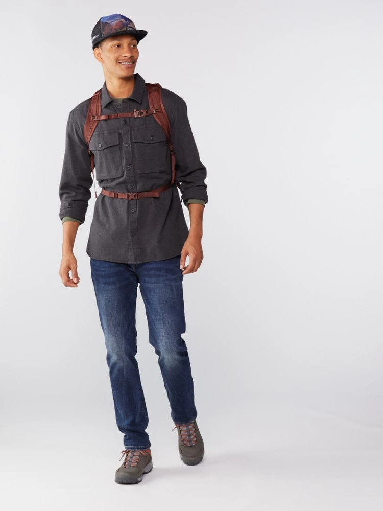 REI Co-op Ruckpack 18 Recycled Daypack 4 REI Co-op Ruckpack 18 Recycled Daypack - Image 4