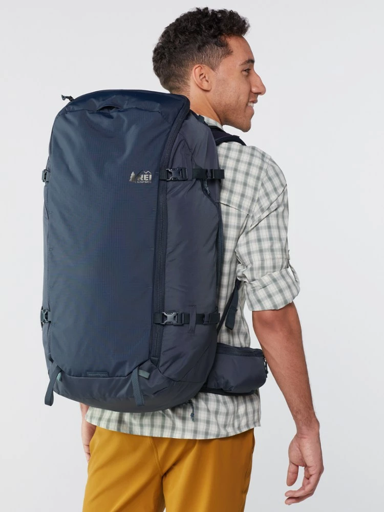 REI Co-op Ruckpack 60+ Recycled Travel Pack - Men's 2 REI Co-op Ruckpack 60+ Recycled Travel Pack - Men's - Image 2