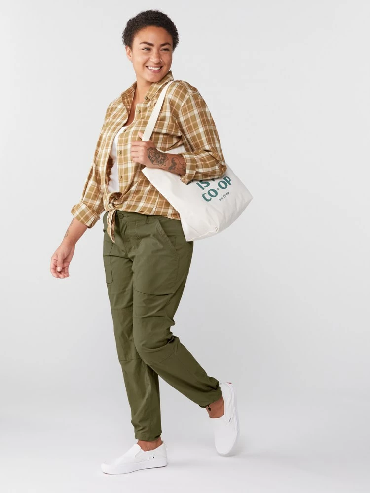 REI Co-op Savanna Trails Pants - Women's Petite Sizes 4 REI Co-op Savanna Trails Pants - Women's Petite Sizes - Image 4