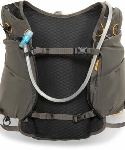 REI Co-op Flash 15 Hydration Vest