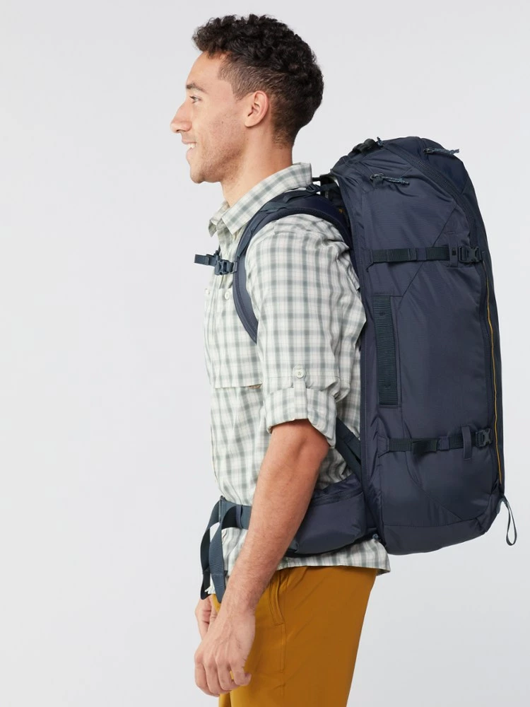 REI Co-op Ruckpack 60+ Recycled Travel Pack - Men's 3 REI Co-op Ruckpack 60+ Recycled Travel Pack - Men's - Image 3