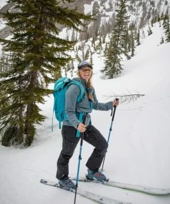 REI Co-op First Chair GTX Jacket - Women's 29 REI Co-op First Chair GTX Jacket - Women's -REI CO-OP Sale a2ab9c7b 0311 4bf4 bbfe a24cc5d28de4