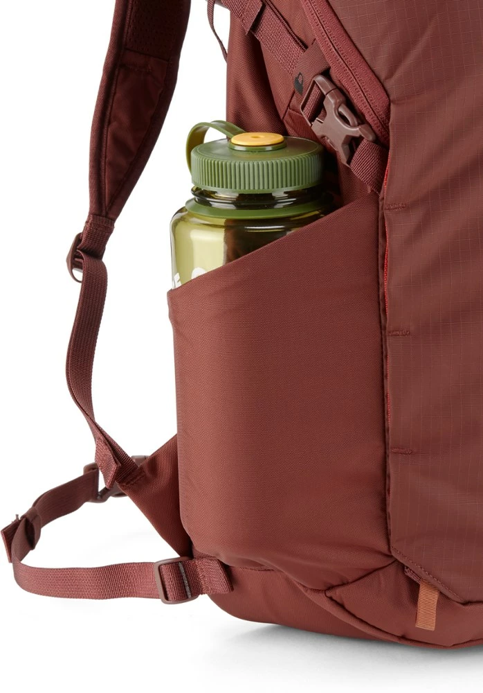 REI Co-op Ruckpack 18 Recycled Daypack 8 REI Co-op Ruckpack 18 Recycled Daypack - Image 8