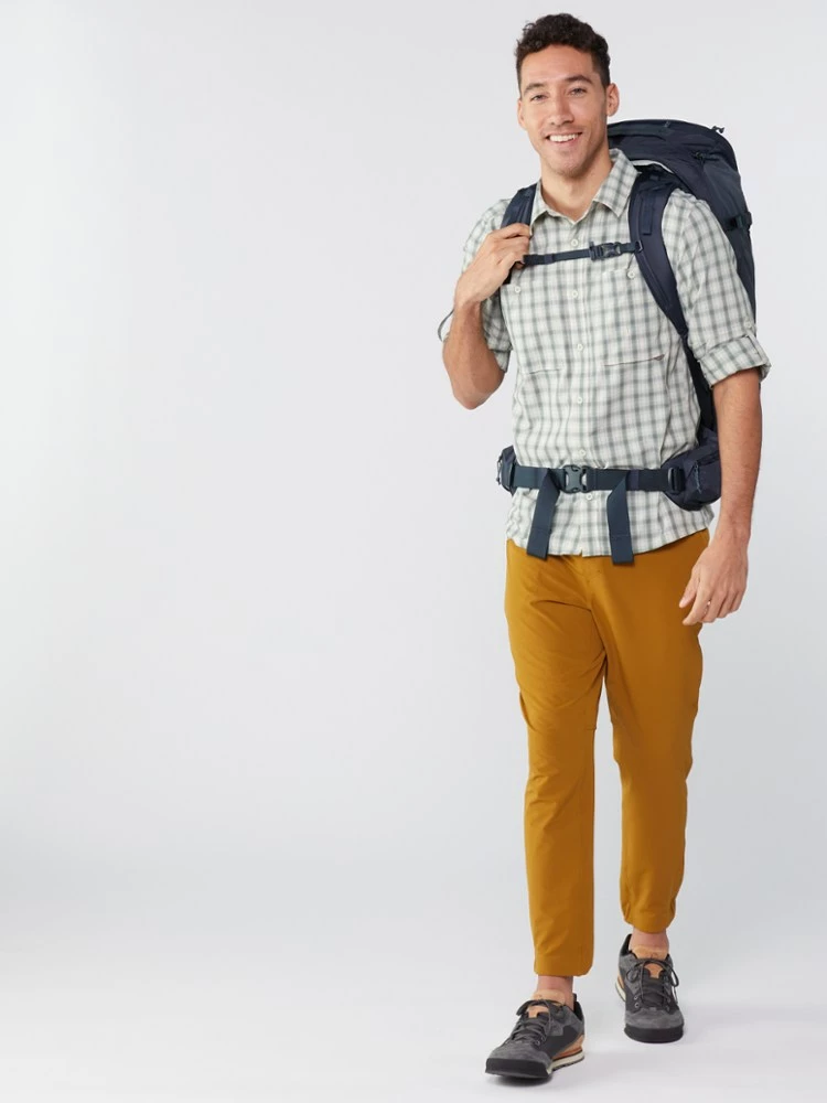 REI Co-op Ruckpack 60+ Recycled Travel Pack - Men's 4 REI Co-op Ruckpack 60+ Recycled Travel Pack - Men's - Image 4