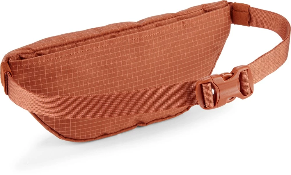 REI Co-op Trail 2 Waist Pack 7 REI Co-op Trail 2 Waist Pack - Image 7