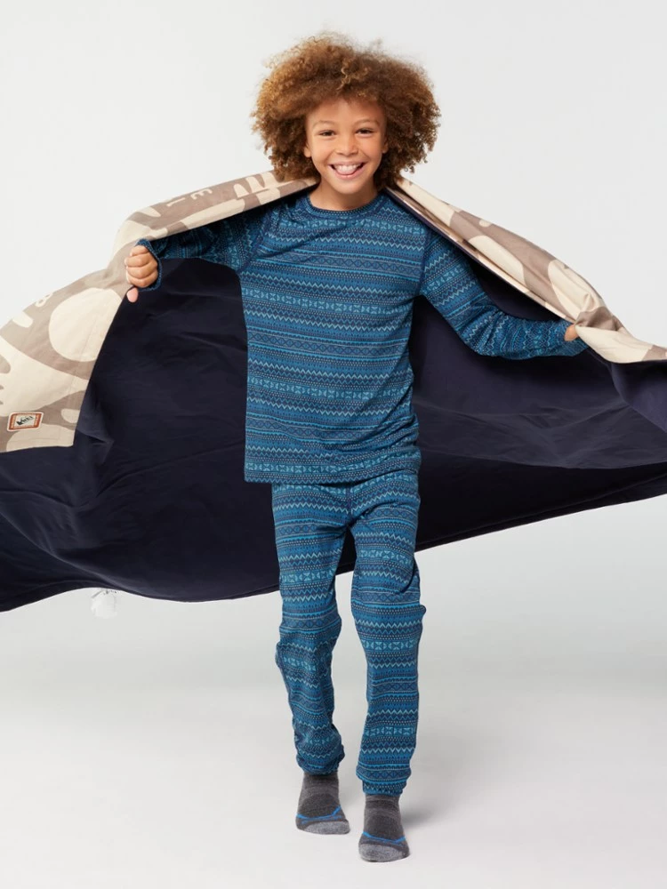 REI Co-op Lightweight Crew Long Underwear Top - Kids' 4 REI Co-op Lightweight Crew Long Underwear Top - Kids' - Image 4