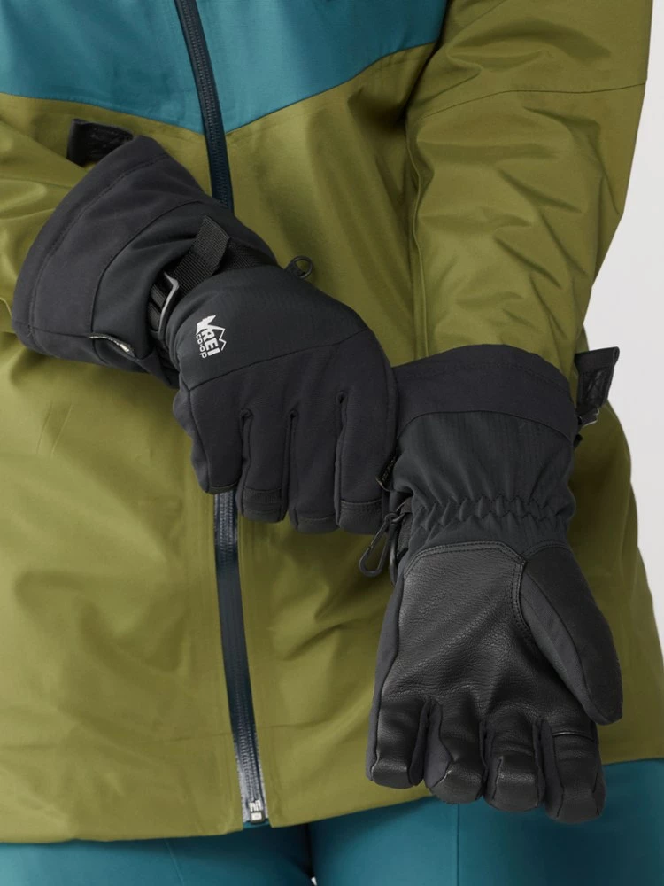REI Co-op Gauntlet GTX Gloves 2.0 - Women's 2 REI Co-op Gauntlet GTX Gloves 2.0 - Women's - Image 2