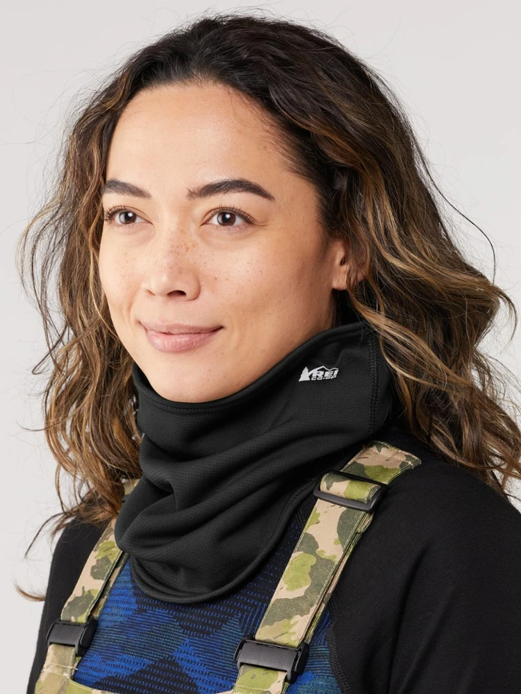 REI Co-op Polartec Wind Pro Fleece Neck Gaiter 2 REI Co-op Polartec Wind Pro Fleece Neck Gaiter - Image 2