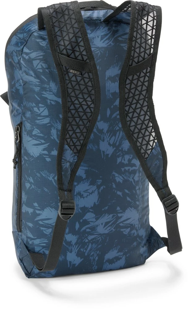 REI Co-op Stuff Travel Print Pack - 20L 2 REI Co-op Stuff Travel Print Pack - 20L - Image 2